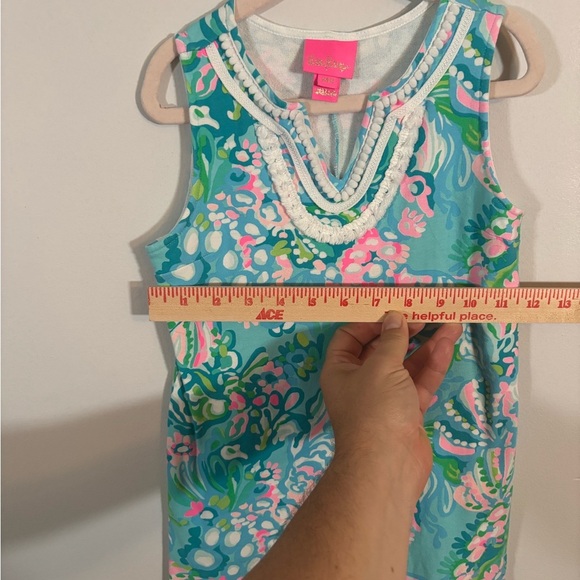 Lilly Pulitzer Girls Shift Dress Size 6/7 M | Blue Pink Tropical Print - Picture 4 of 9
